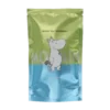 Opakowanie herbaty sypanej Teministeriet Moomin Green Tea Raspberry, 100g, z uroczym motywem Muminka. Zielona herbata o owocowym aromacie malin, idealna do codziennego relaksu. Wyjątkowa mieszanka inspirowana światem Muminków, łącząca świeżość zielonej herbaty z delikatną słodyczą malin.
