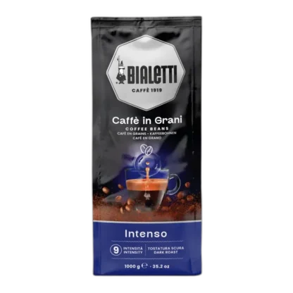 Opakowanie kawy ziarnistej Bialetti Caffè in Grani Intenso o pojemności 1 kg. Czarne opakowanie z logo Bialetti i granatowym akcentem, przedstawiające filiżankę mocnego espresso. Kawa o intensywności 9, ciemny stopień palenia, idealna dla miłośników wyrazistych smaków. Doskonała do ekspresów ciśnieniowych, młynków i metod alternatywnych. Aromat charakteryzujący się nutami czekolady i prażonych orzechów.