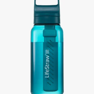 Niebiesko-turkusowa butelka LifeStraw Go 2.0 o pojemności 1 litra w kolorze Laguna Teal, z filtrem do wody i ergonomicznym uchwytem, widoczna na jasnym tle.