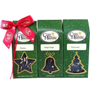 Zestaw trzech oryginalnych herbat świątecznych od Czas na Herbatę, idealny na zimowe wieczory. Każde opakowanie ma unikalną grafikę i smak: Wigilijna, Magia Świąt oraz Noworoczna, które wprowadzą magiczny nastrój do Twojego domu.