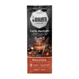 Mielona kawa Bialetti Caffè Macinato Nocciola o intensywności 8, idealna dla miłośników orzechowych aromatów. Opakowanie 250g sprawia, że jest to doskonały wybór do codziennego parzenia świeżej kawy w domu lub biurze.