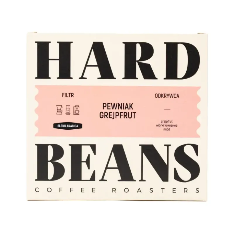Opakowanie kawy filtrowanej Pewniak Grejpfrut od Hard Beans, które łączy w sobie nuty grejpfruta, kokosa i miodu. Idealna dla miłośników aromatycznych napojów, ta kawa z mieszanką arabiki zadowoli każde podniebienie.