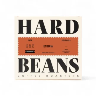 Paczka kawy Etiopia od Hard Beans przedstawia najwyższej jakości ziarna, które pochodzą z regionu Kebede Wako Natural OCR. Ta kawa zachwyca unikalnymi nutami kwiatowymi, czerwonych owoców i czekolady, idealnymi dla miłośników aromatycznej herbaty i wyśmienitej kawy.
